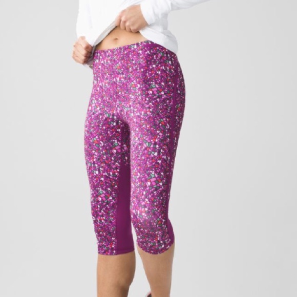 lululemon athletica Pants - Lululemon Real Quick Crop Size 8